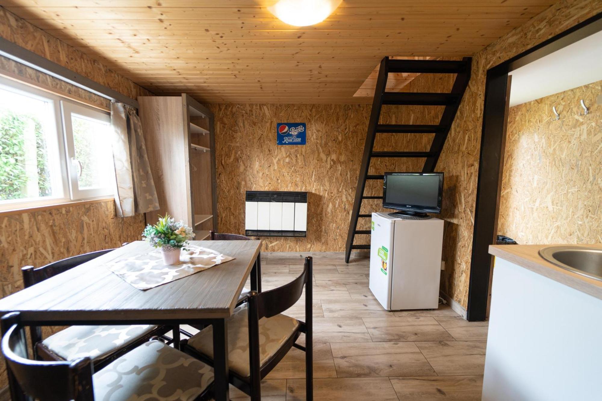 Chaty - Resort Aqua Maria Velaty Eksteriør bilde